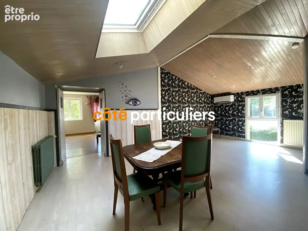 Le poiré-sur-vie -- demeure du xviii siècle -- 310 m² habitables -- 14 pièces -- piscine -- 2 logements -- proche commerce - photo 10