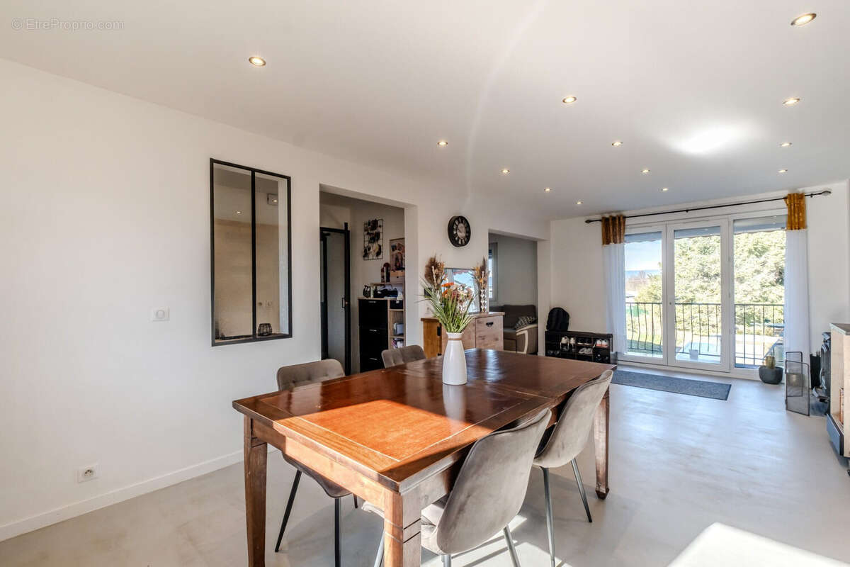 Appartement à MARGENCEL