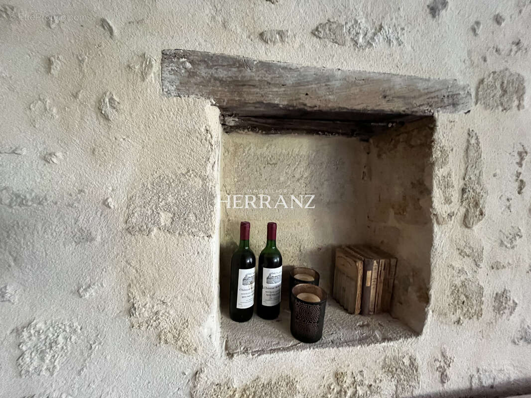 Maison en pierre 5 chambres de plain-pied avec chai, dépendance et jardin à Montagne, proche Saint-Émilion - photo 4