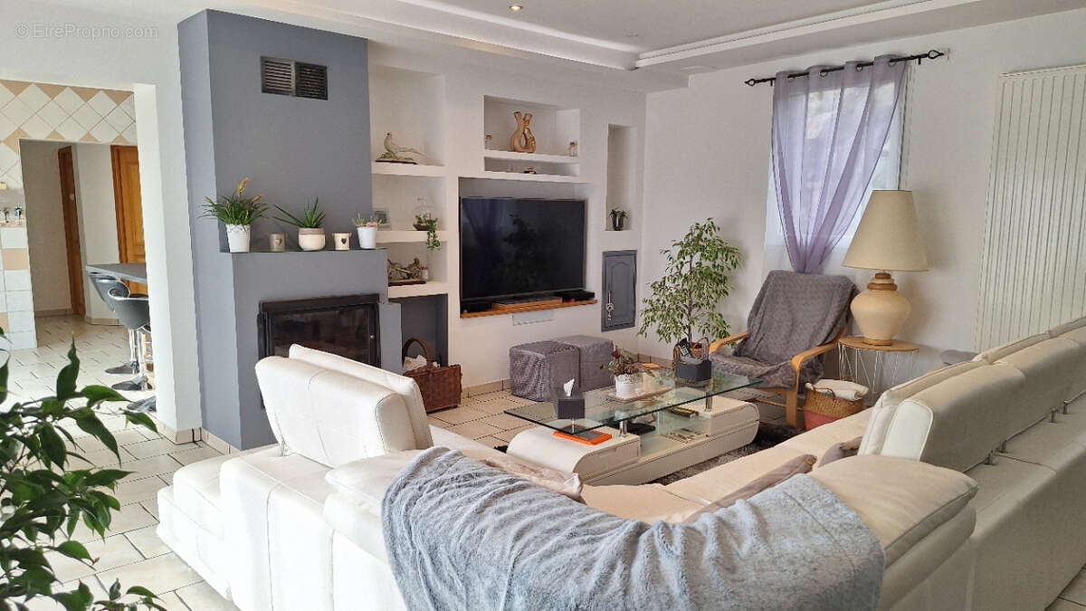 Maison à CHATELGUYON