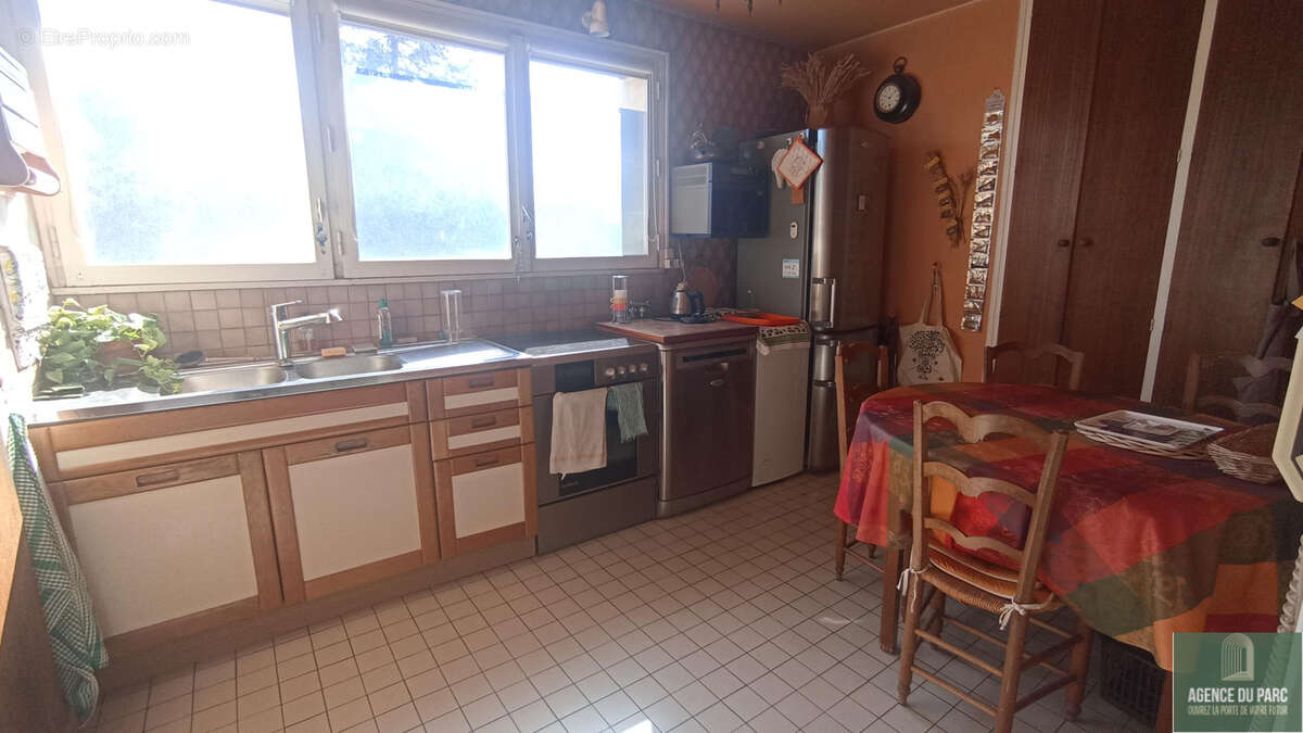 Appartement à VILLE-D'AVRAY
