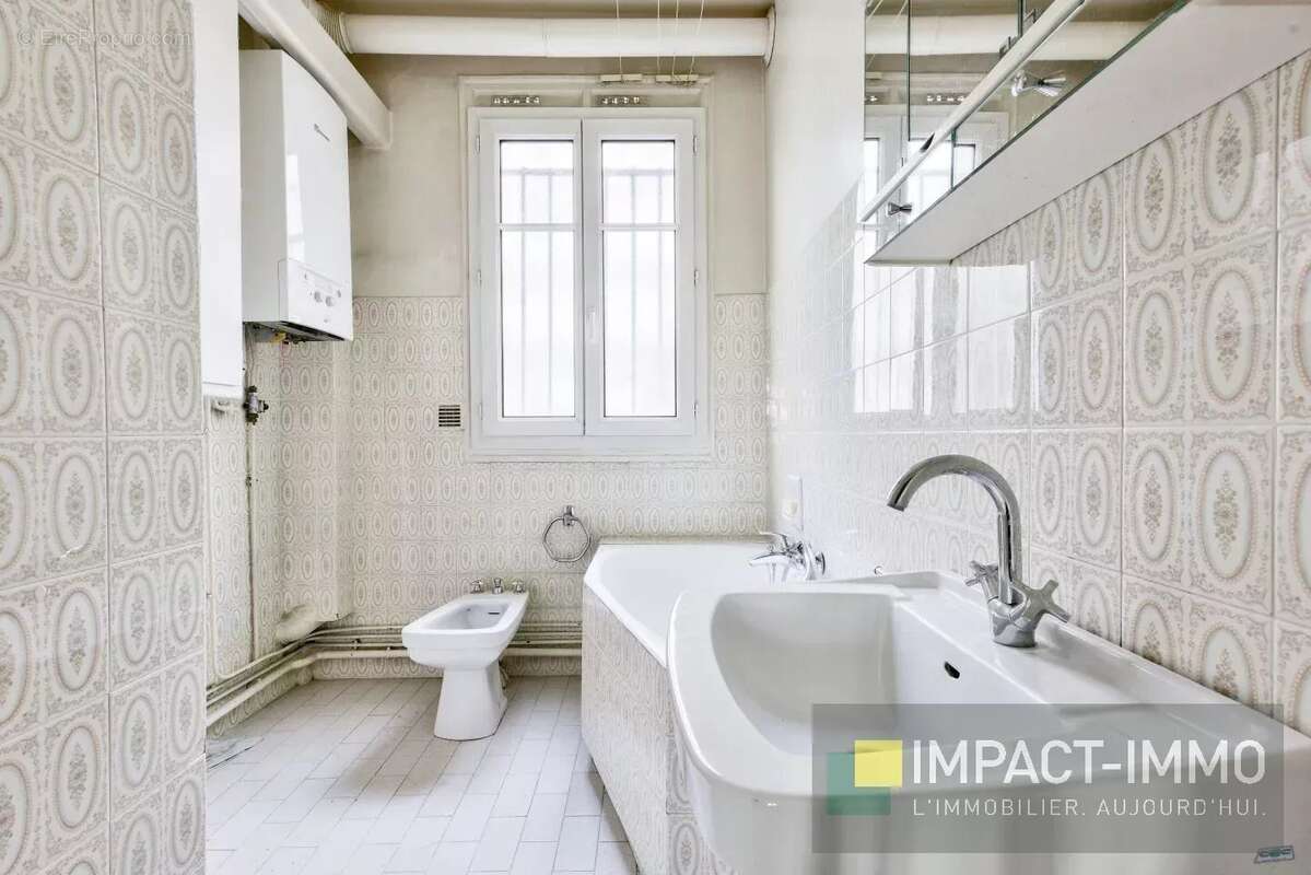 Appartement à LEVALLOIS-PERRET