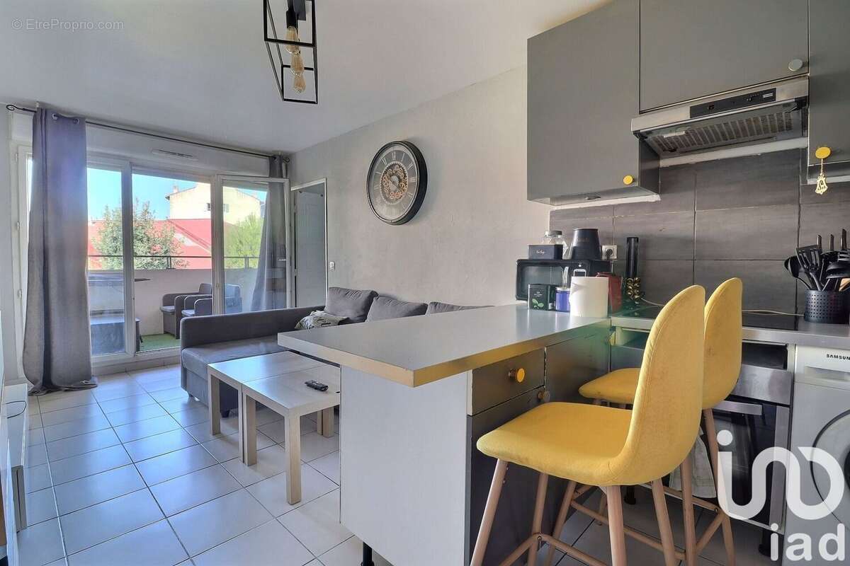 Photo 2 - Appartement à MARSEILLE-10E
