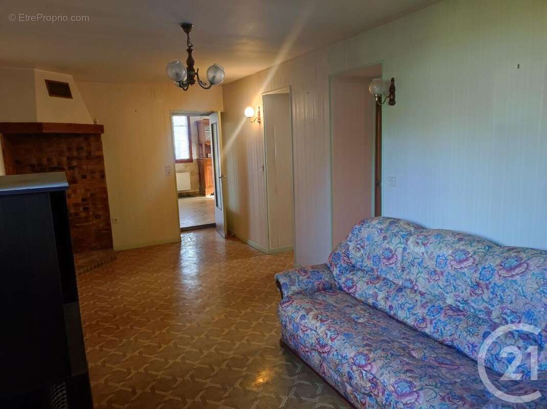 Maison à SAINT-PERE