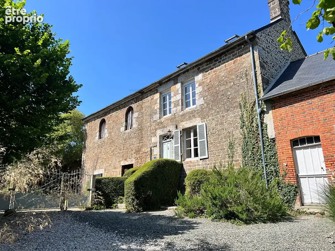 Maison 3 chambres + dépendances sur 2,3 ha avec vue dégagée Juvigny Val d'Andaine - photo 1