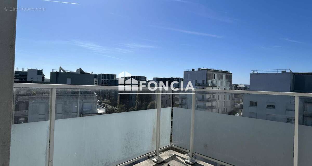 Appartement à BORDEAUX