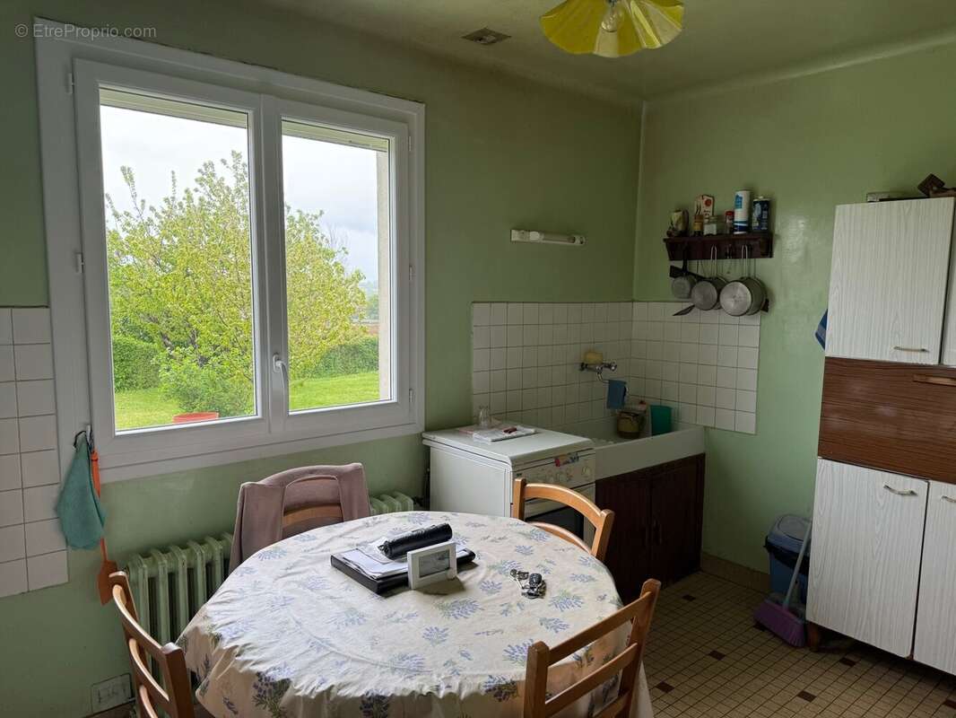 Maison à FOUGEROLLES