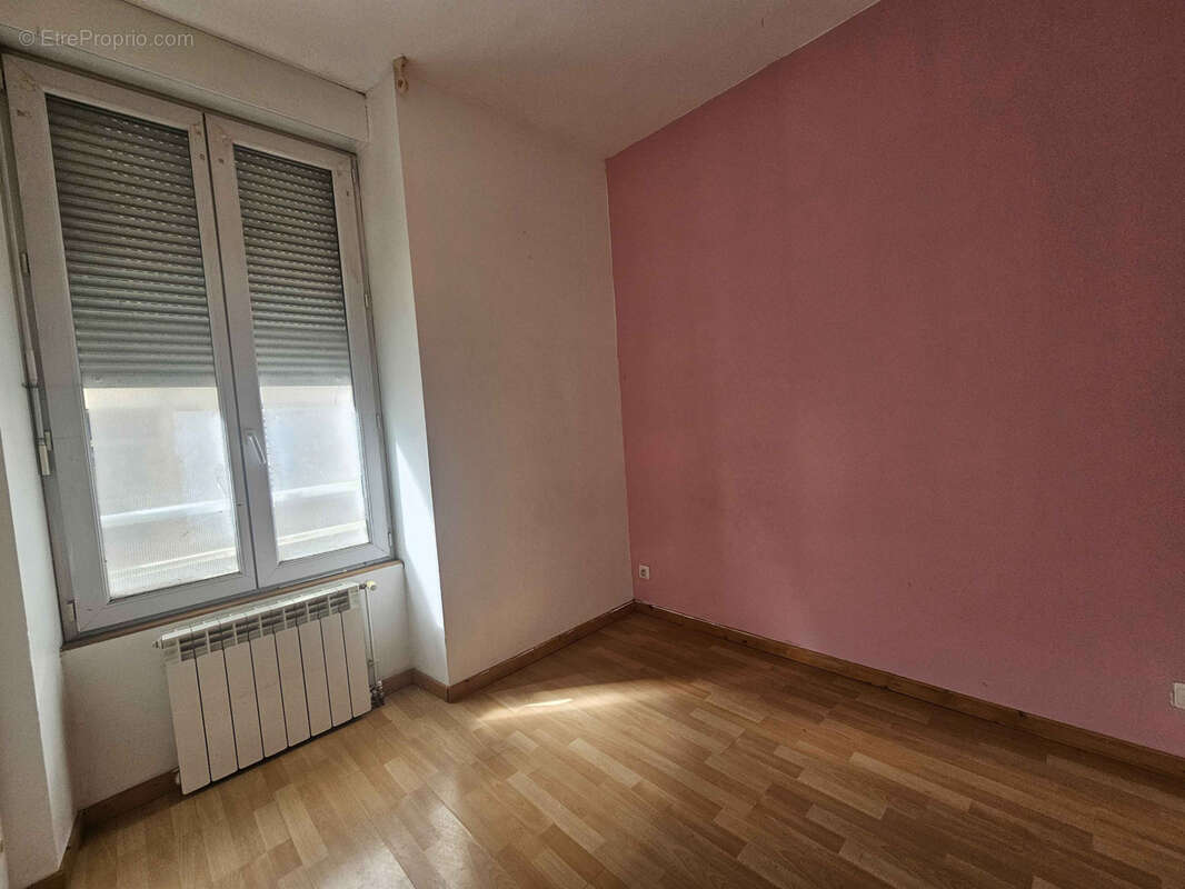 Appartement à MAUVES