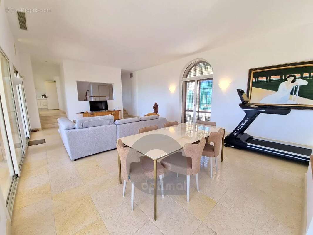 Maison à ROQUEBRUNE-CAP-MARTIN