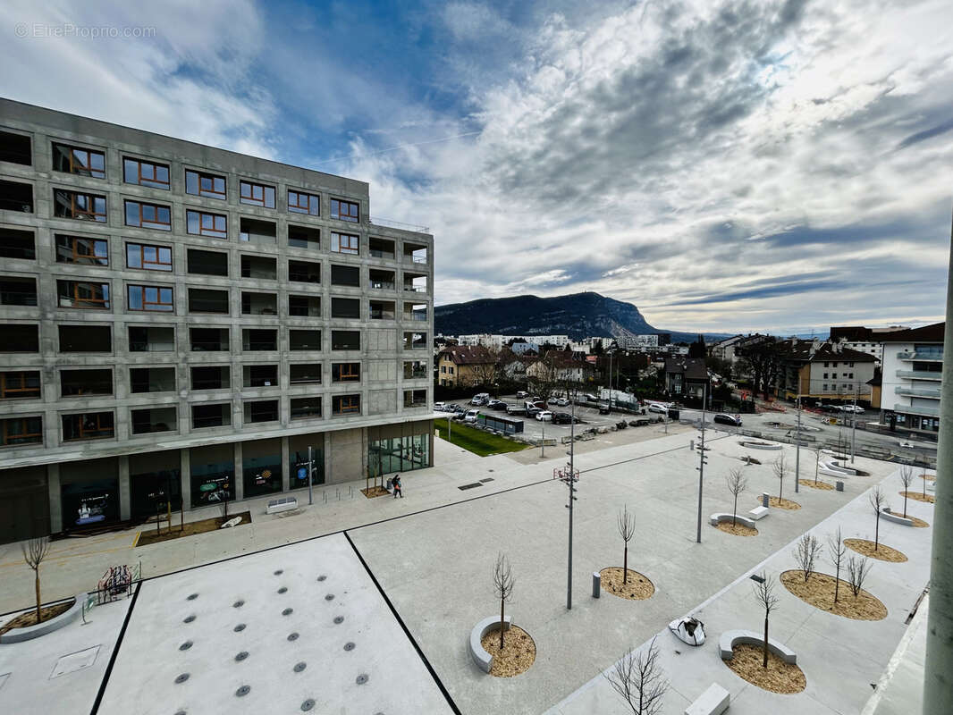 Appartement à AMBILLY