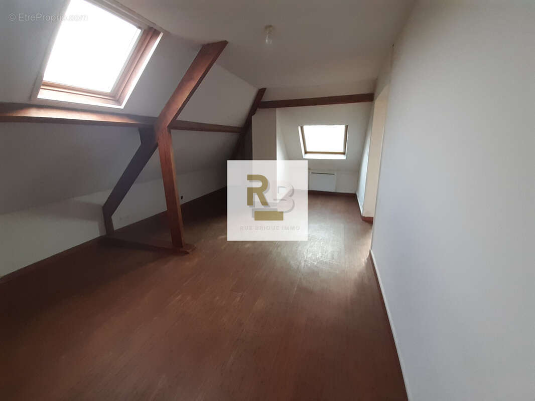 Appartement à PECQUENCOURT