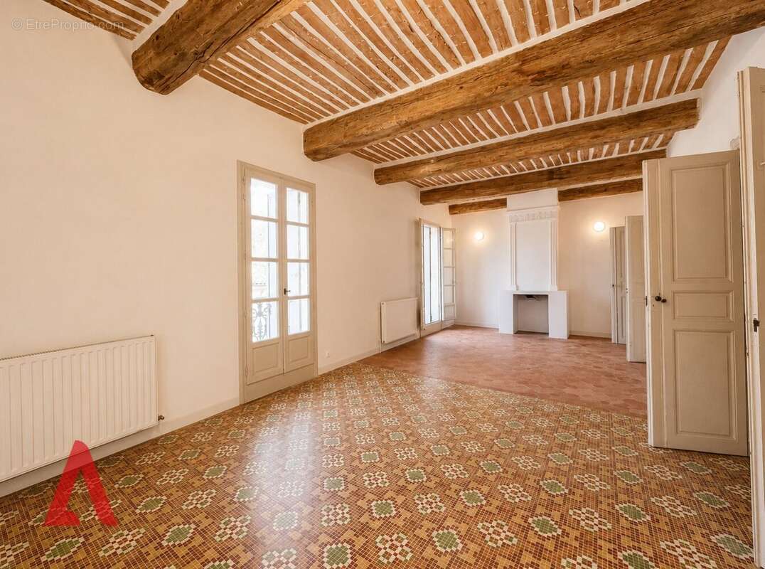 Maison à SAINT-THIBERY