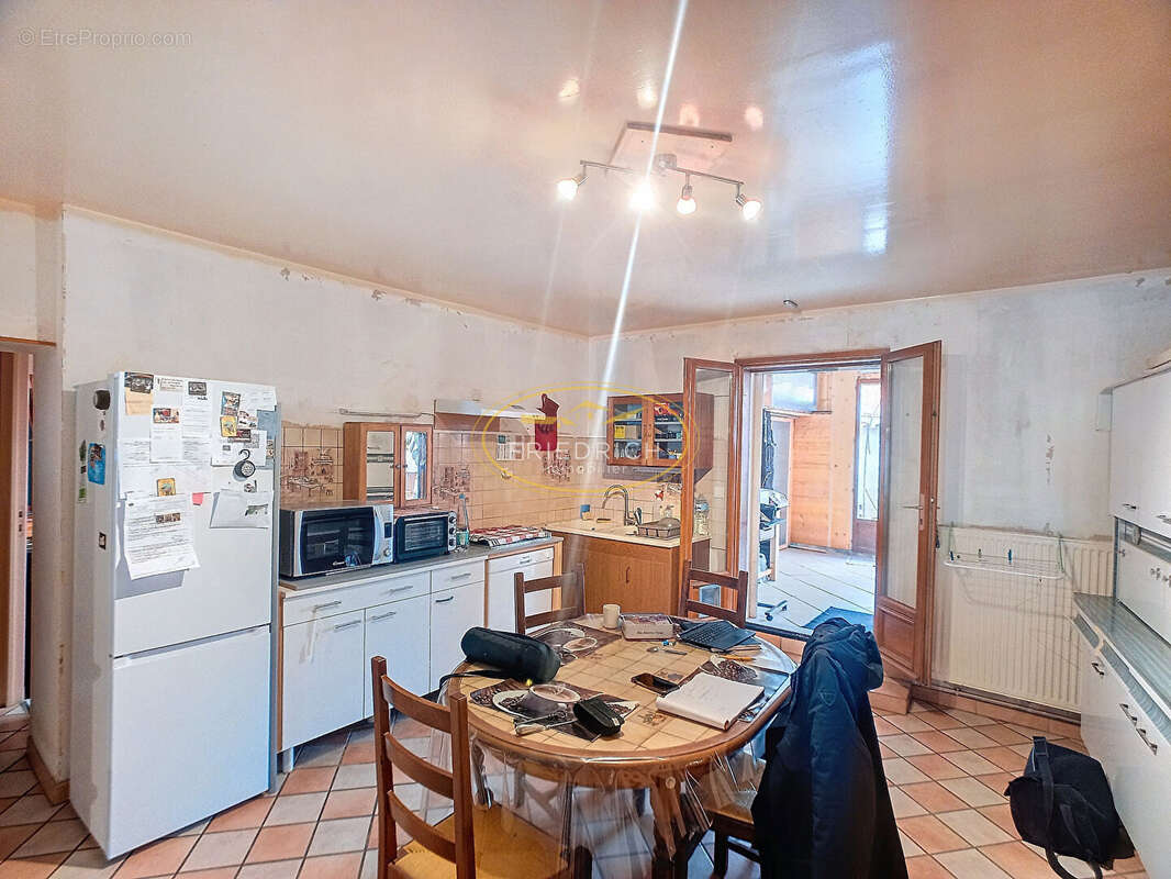 Maison de village a conforter - photo 3