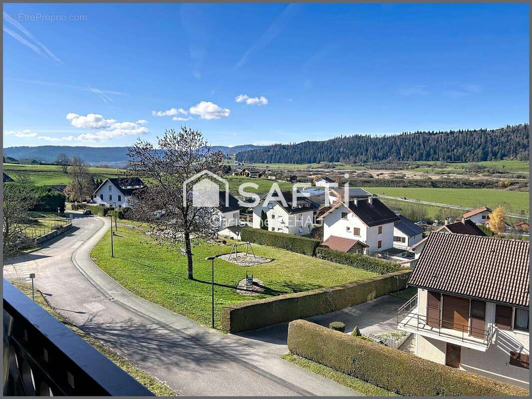 Photo 2 - Appartement à LABERGEMENT-SAINTE-MARIE