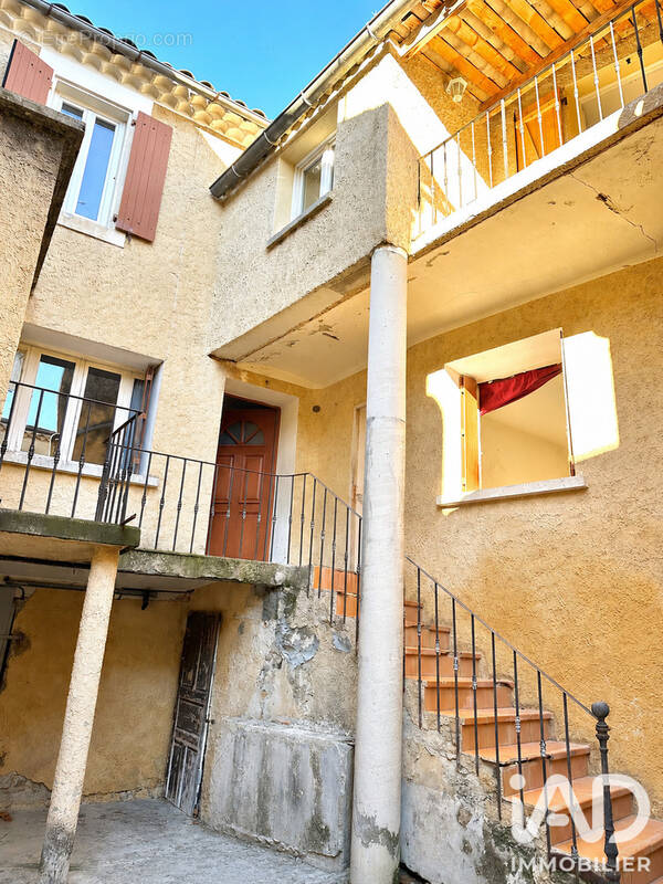 Photo 1 - Maison à VALREAS