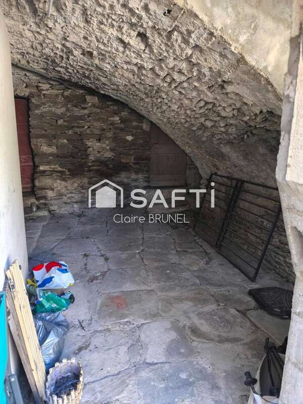 Maison 123 m² à Peyremale  - photo 8