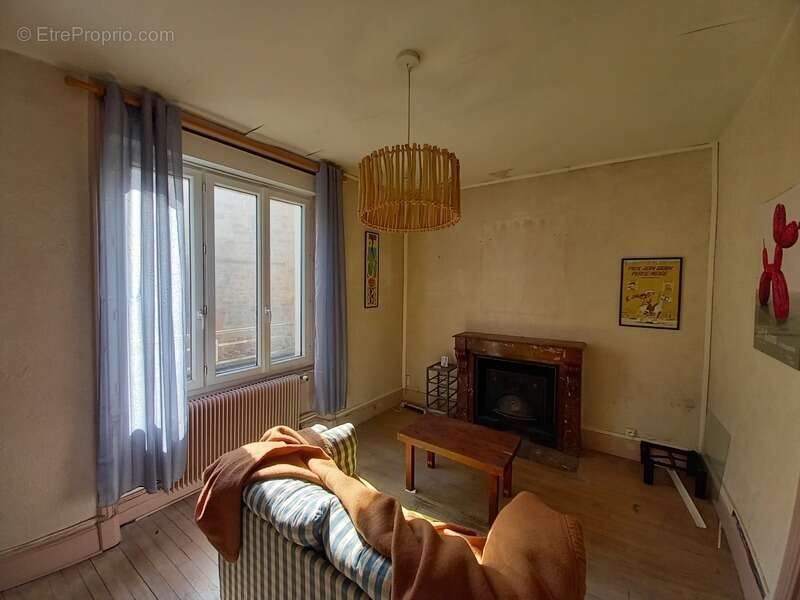 Maison à CHAUFFAILLES