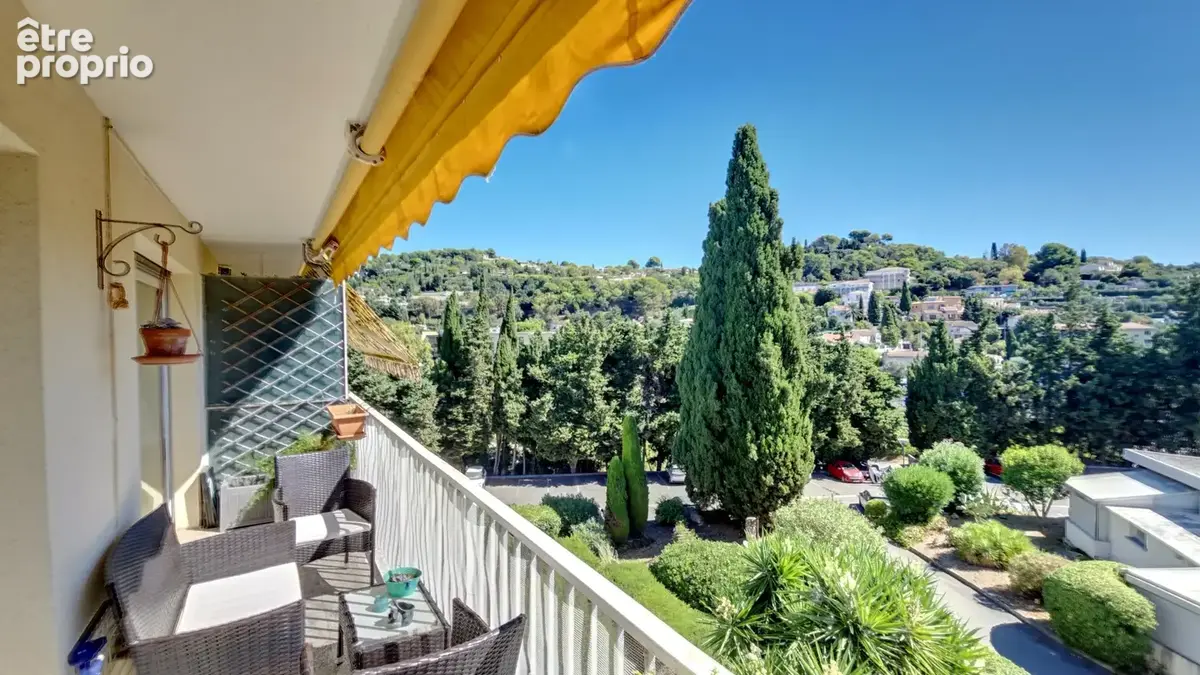 Appartement à LE CANNET