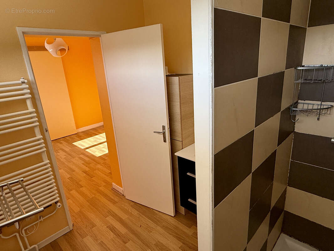 Maison à SAINT-JUERY