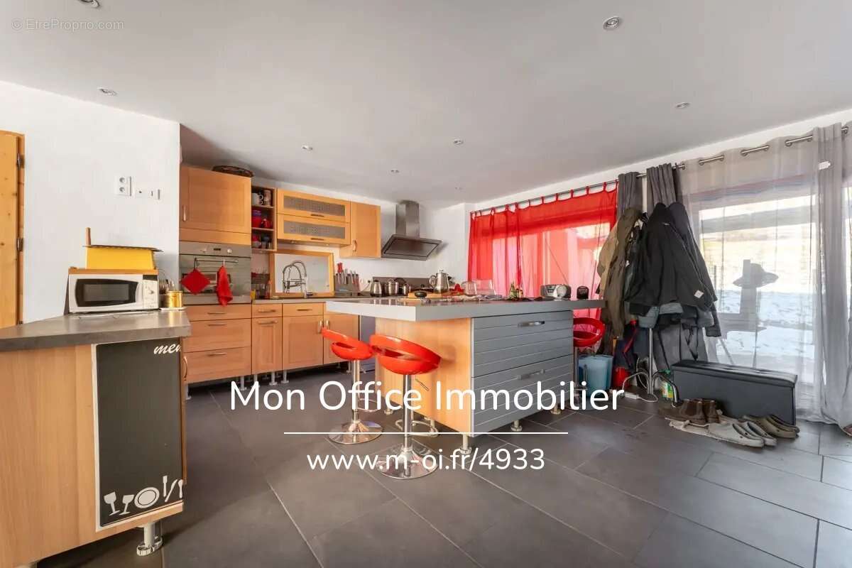 Maison à REOTIER