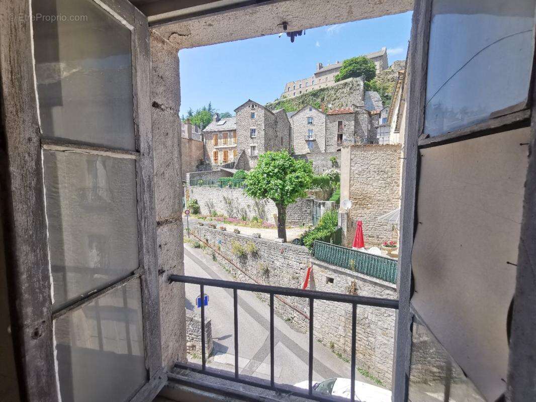 Maison à SEVERAC-LE-CHATEAU