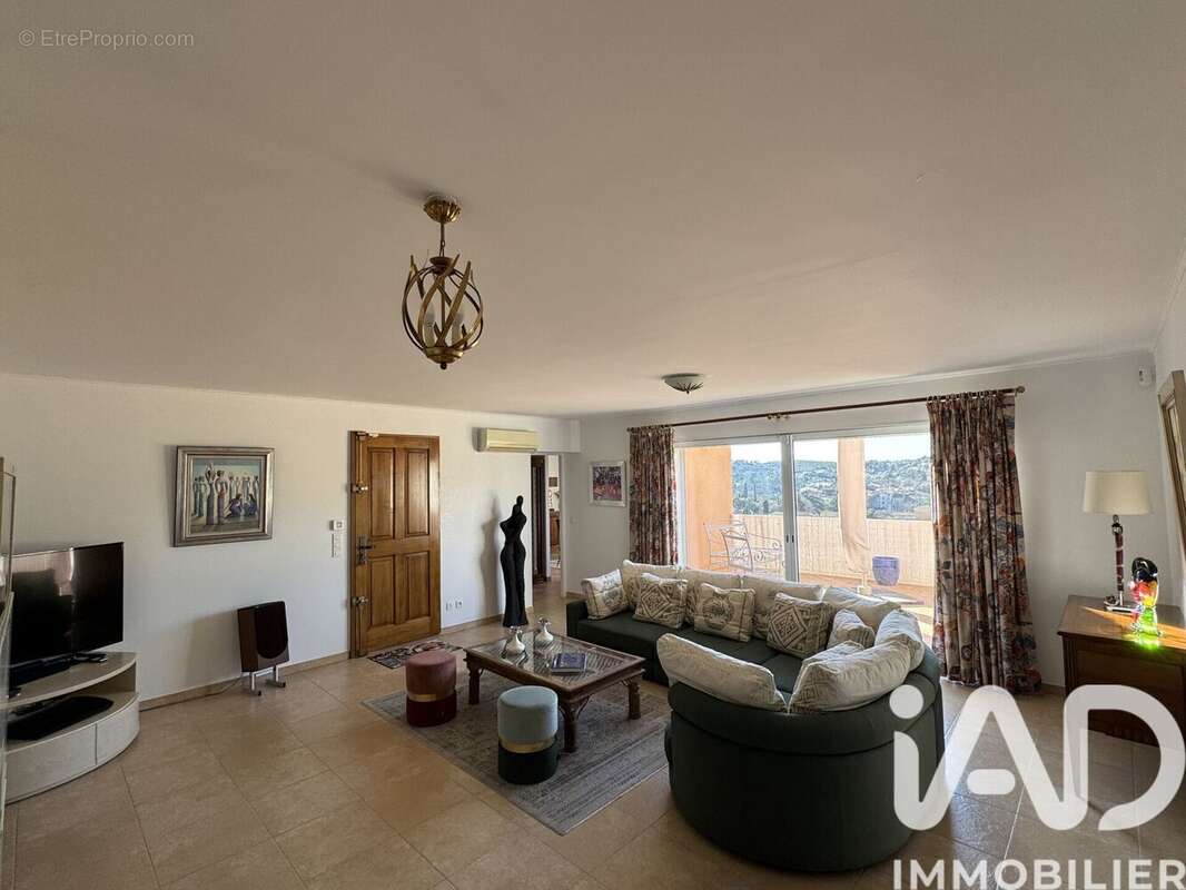 Photo 2 - Maison à TRANS-EN-PROVENCE