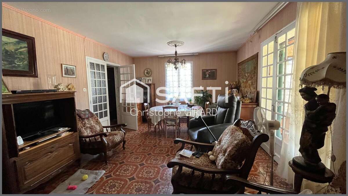 Photo 4 - Maison à LA TOUR-D&#039;AIGUES