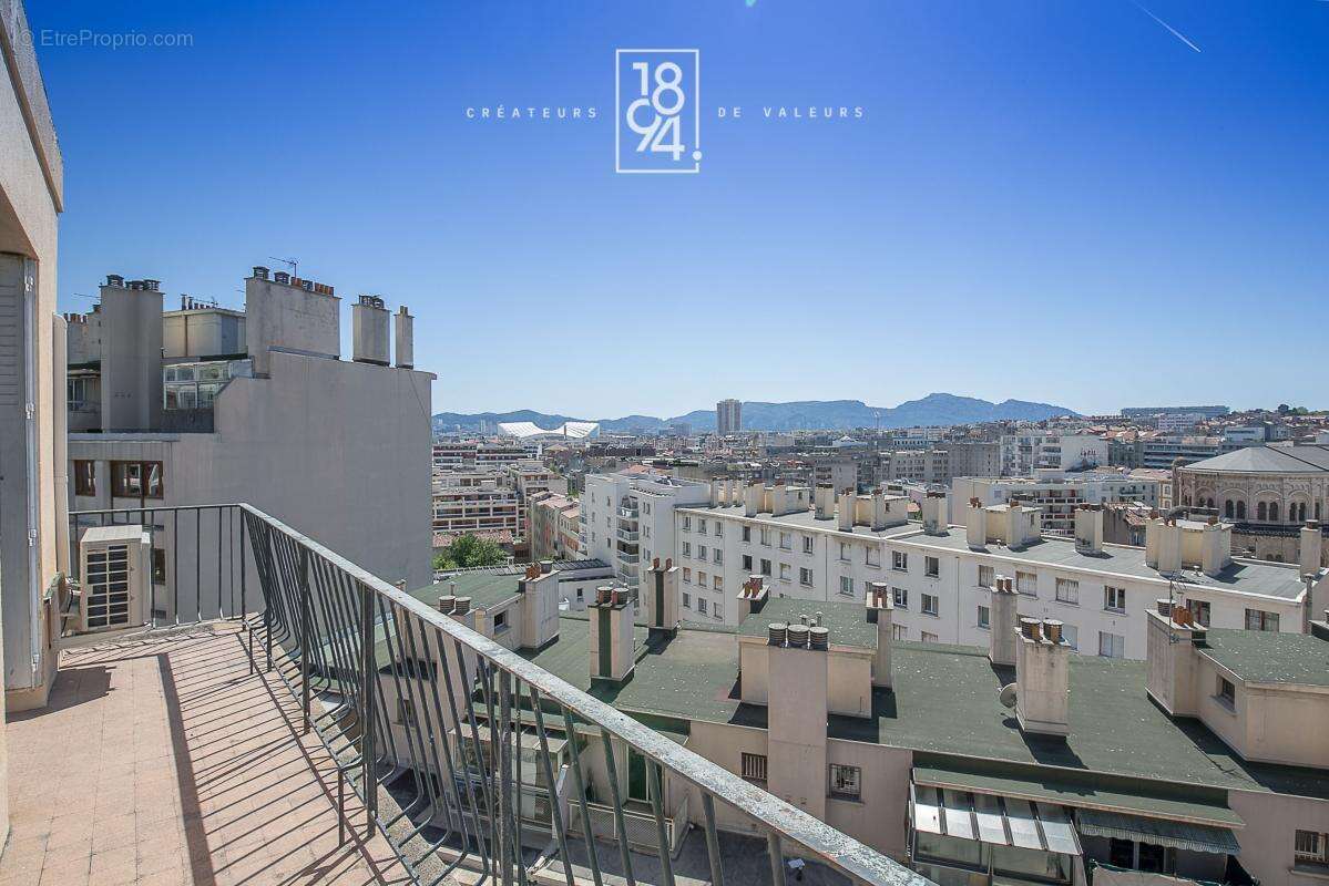 Appartement à MARSEILLE-6E
