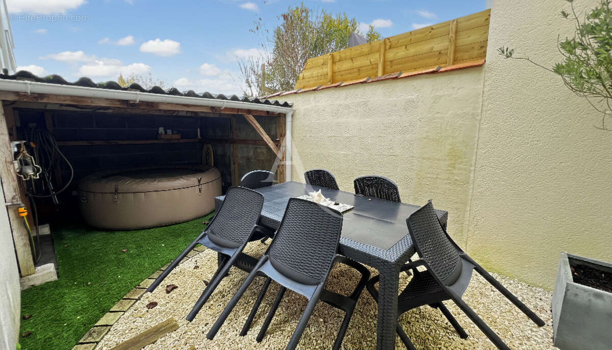 Maison à SAINT-SULPICE-DE-ROYAN