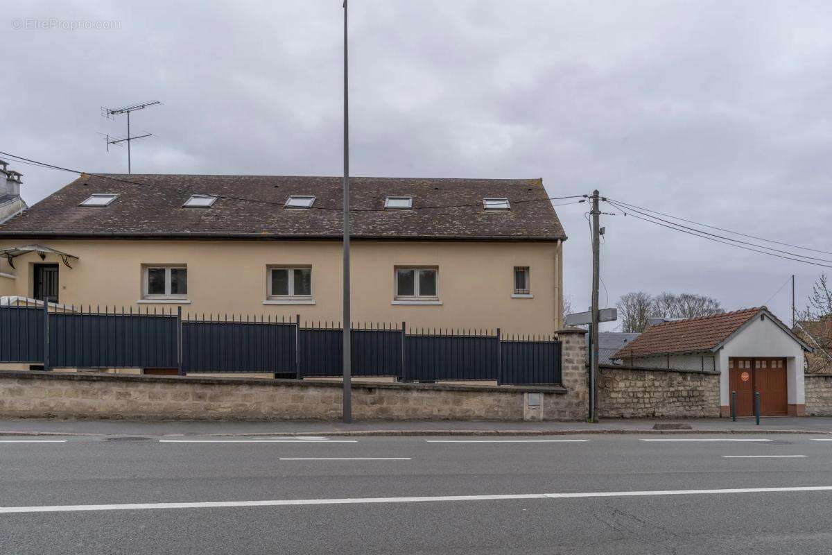 Appartement à PONTOISE