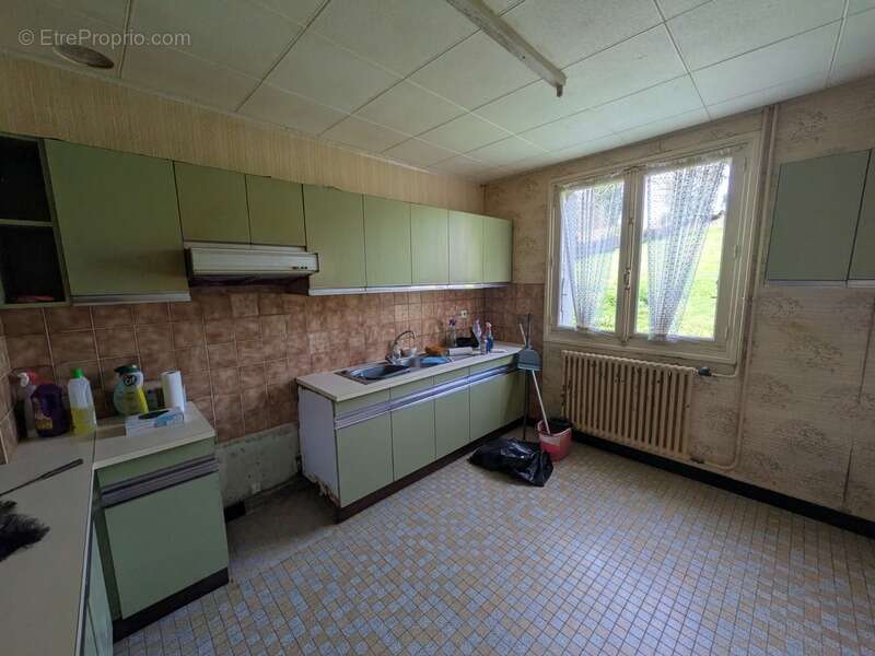 Maison à LOCMALO
