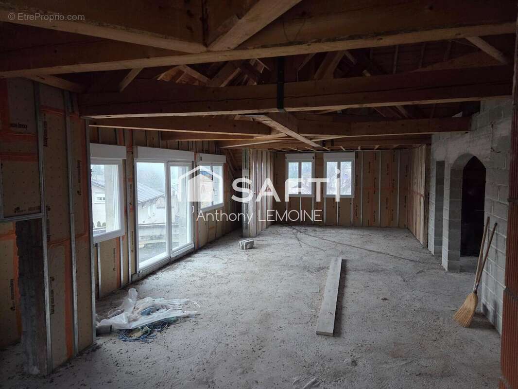 Photo 8 - Maison à LE CHAMBON-SUR-LIGNON