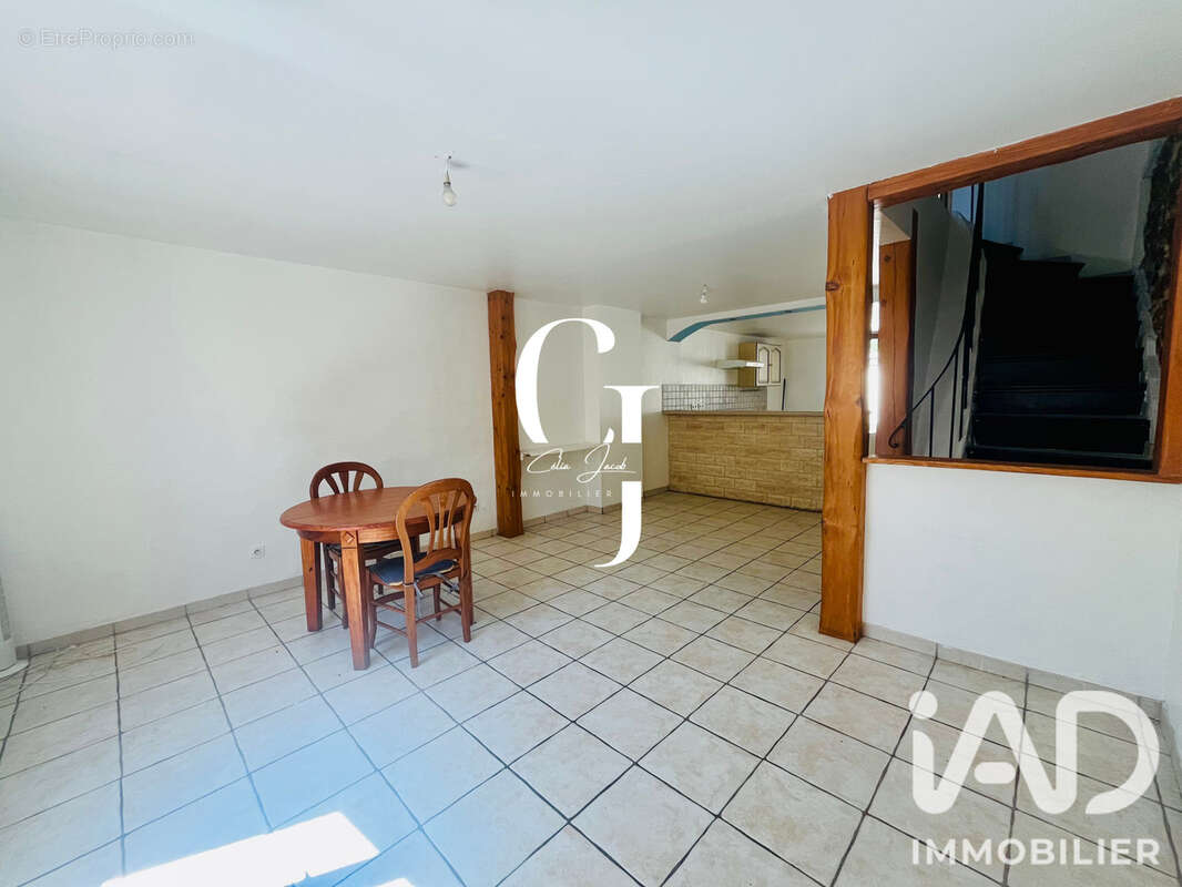 Maison 85 m² à Carnoules  - photo 8