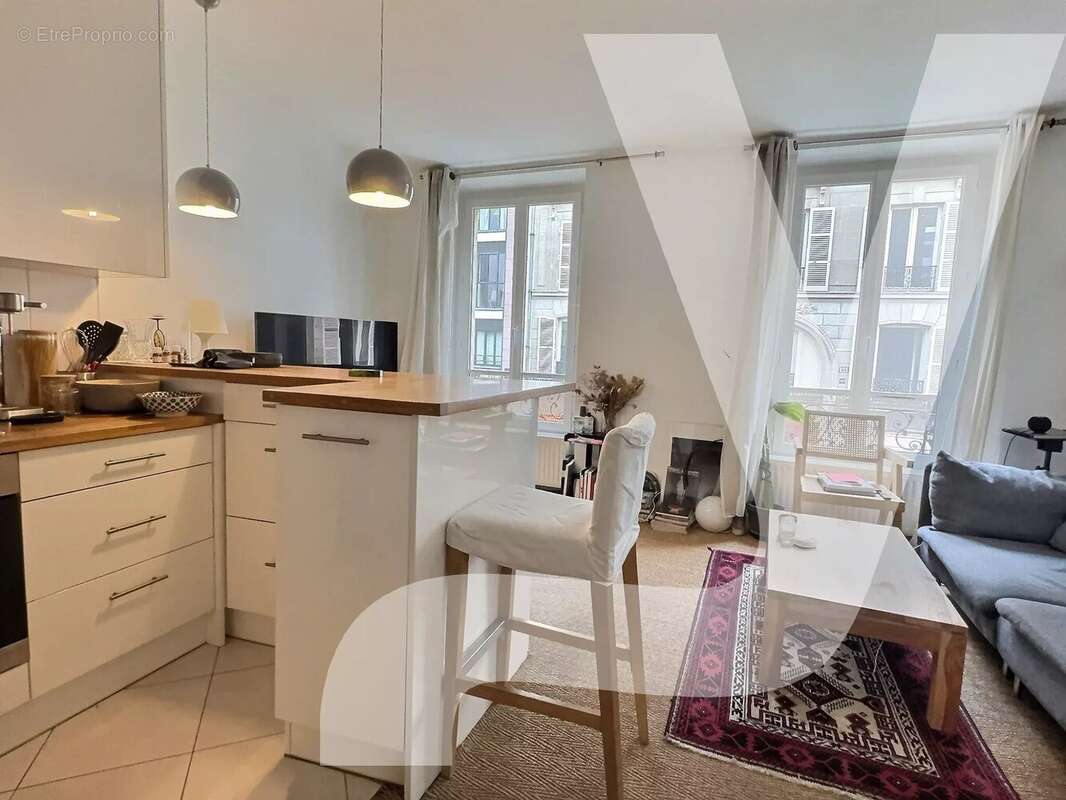 Appartement à PARIS-11E