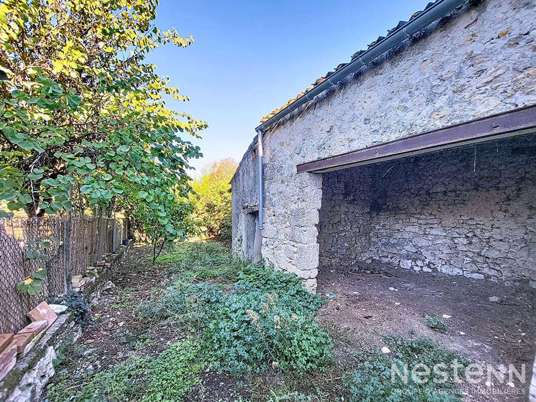 Maison à LAMONTJOIE