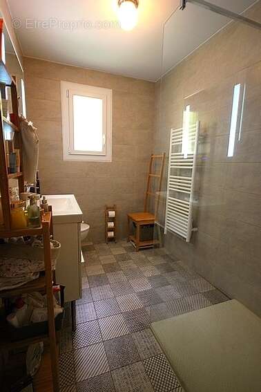 Maison à FLASSANS-SUR-ISSOLE