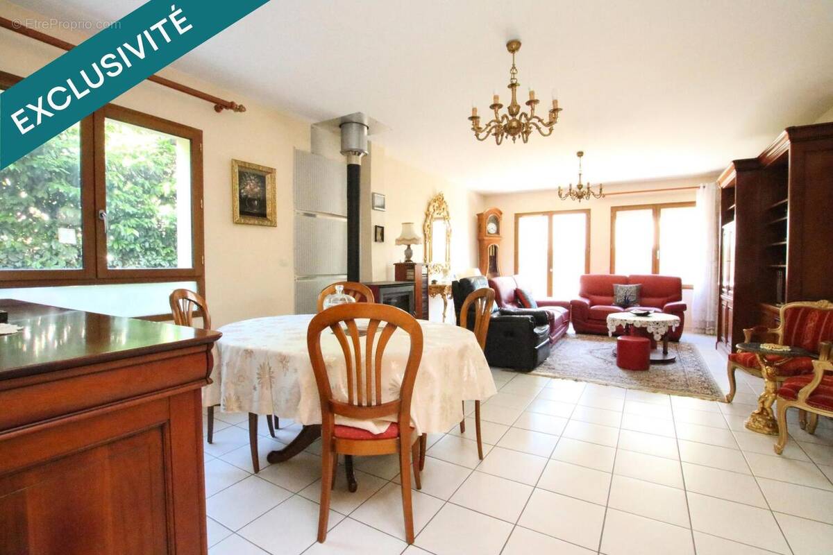 Photo 1 - Maison à MASSY