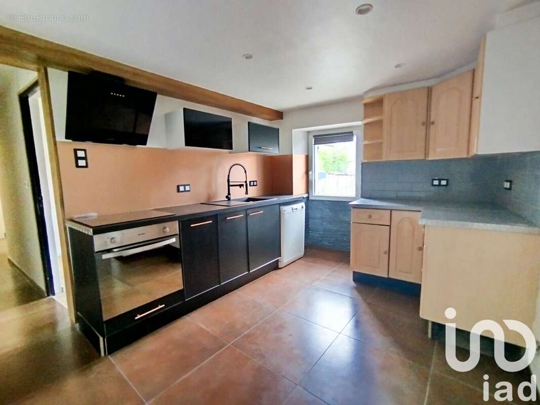 Photo 4 - Maison à CHAMBLET