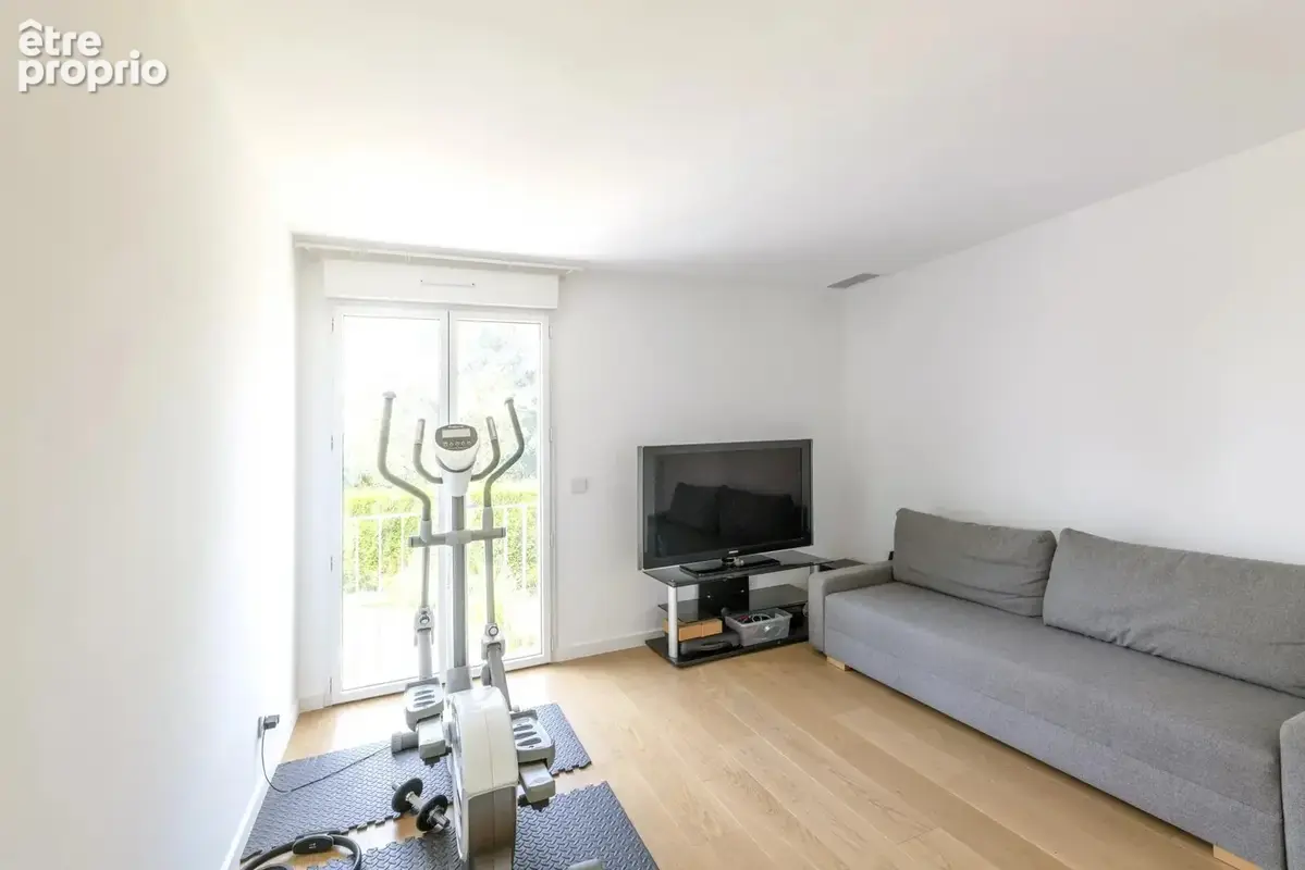LES LOGES EN JOSAS -  MIDORI - Maison d’architecte  avec Bassin  de nage sur terrain 2673m² - photo 26
