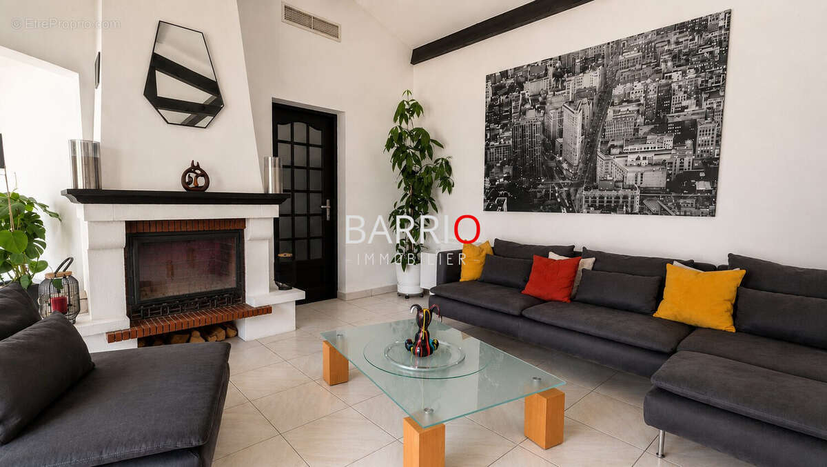 Maison 150 m² à Laroque-Des-Alberes  - photo 8