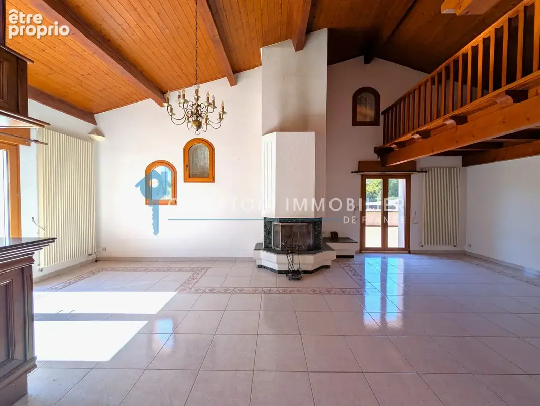 Dépt. 07 - A VENDRE à LANAS - Maison de 262 m2 - Parcelle de 3.100 m2 - photo 2