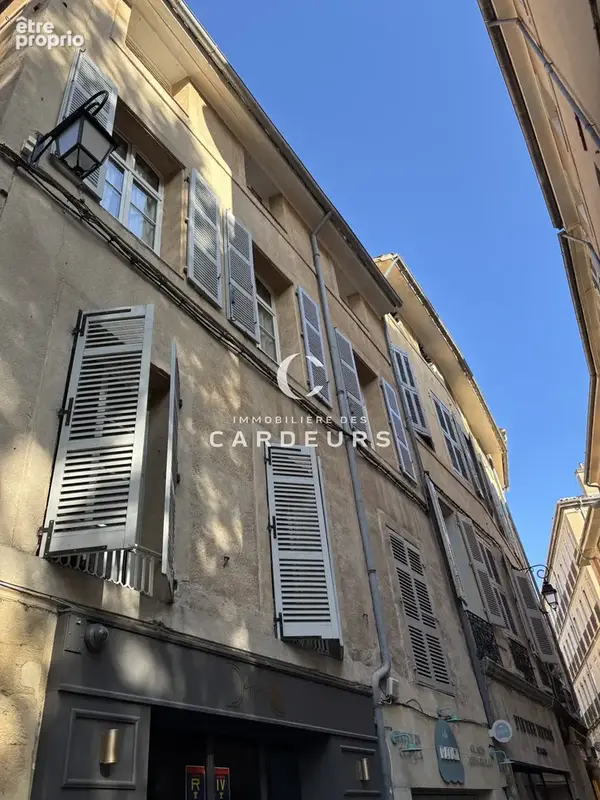 Vente grand studio mezzanine, Aix en Provence, centre ville. - photo 10