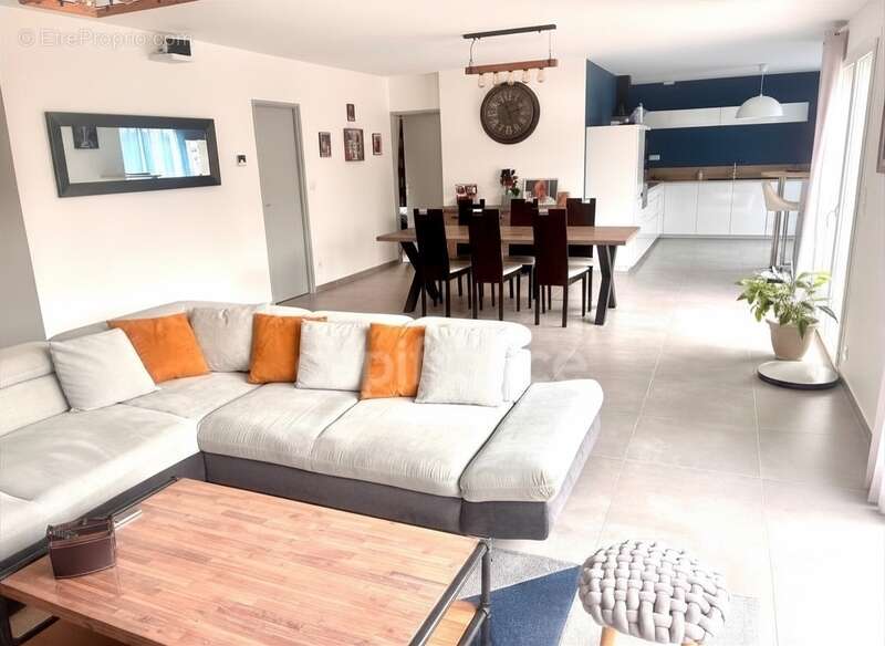 *Octeville-sur-mer* maison de 2021 de 154 m² avec une vie de plain-pied, 4 chambres, garage, spa - photo 3