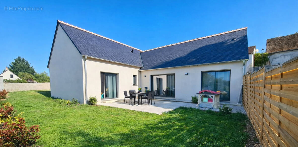 Maison à DIERRE