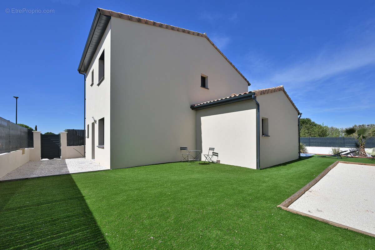 Maison à VENDEMIAN