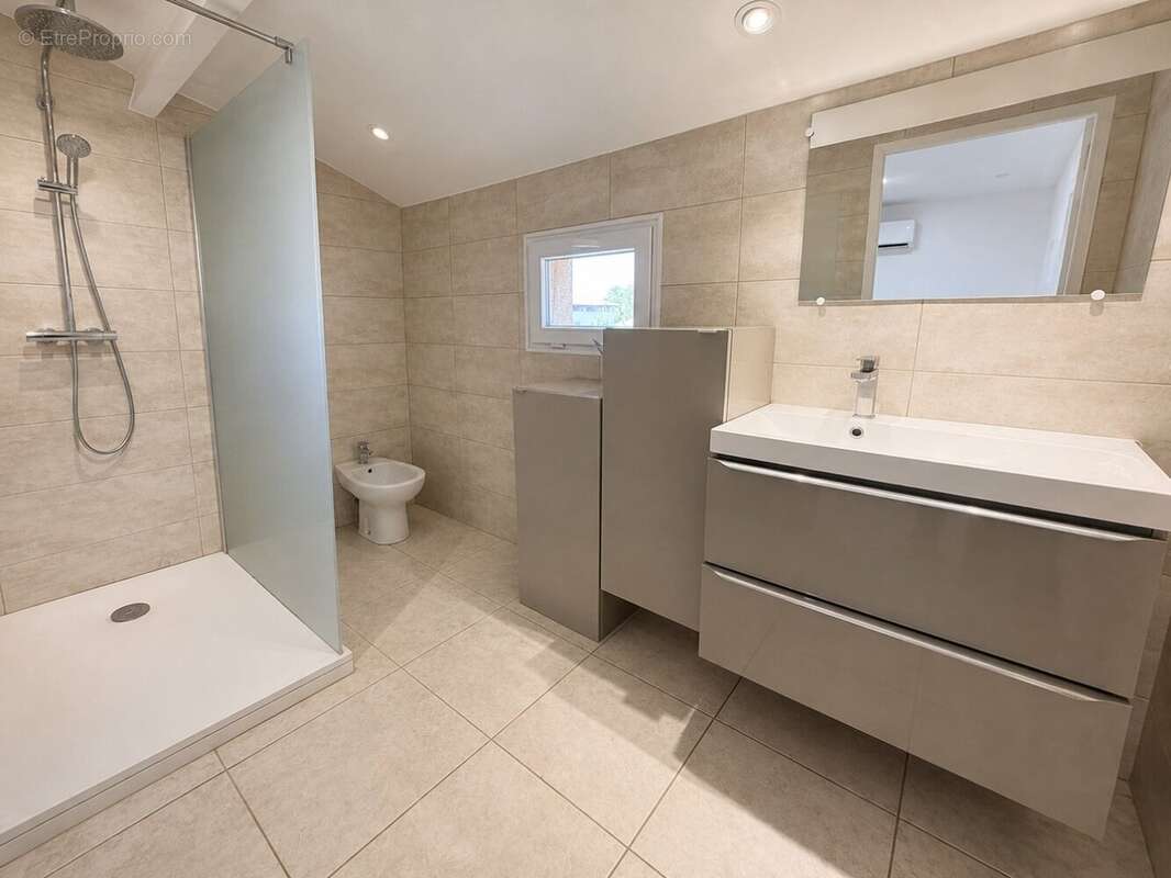 Agde- superbe duplex rénové  lumineux  2 chambres - photo 12
