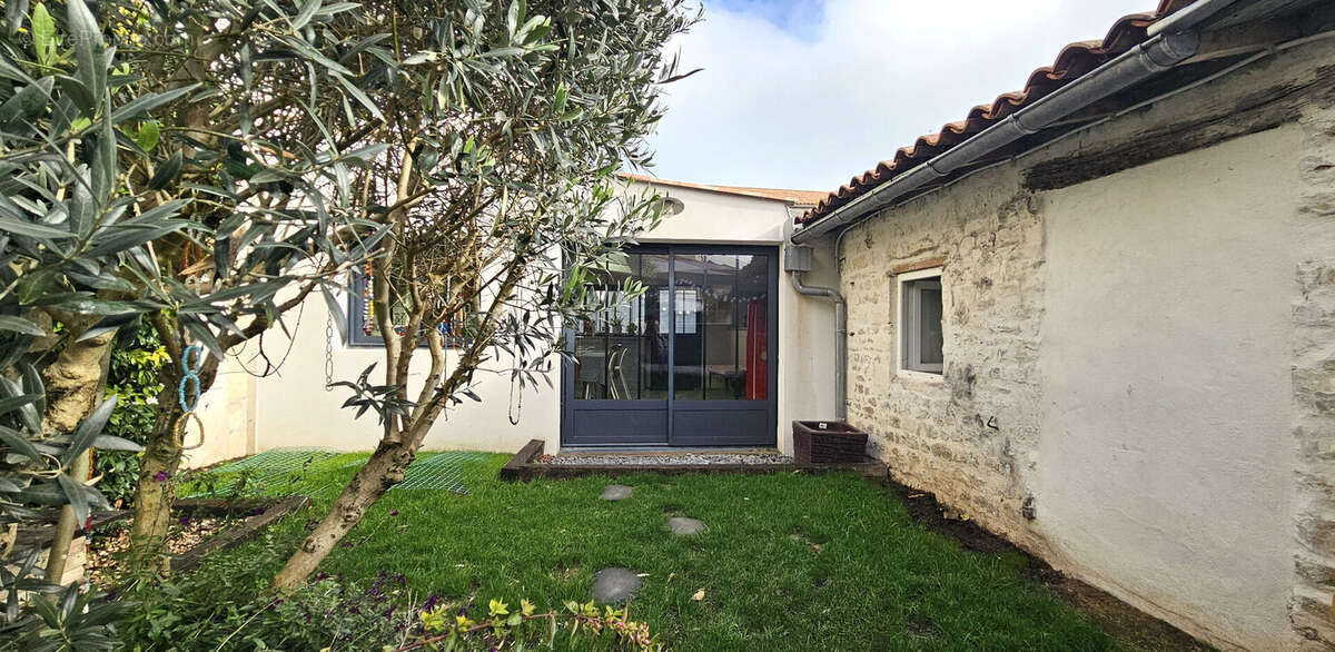 Maison à LA FLOTTE