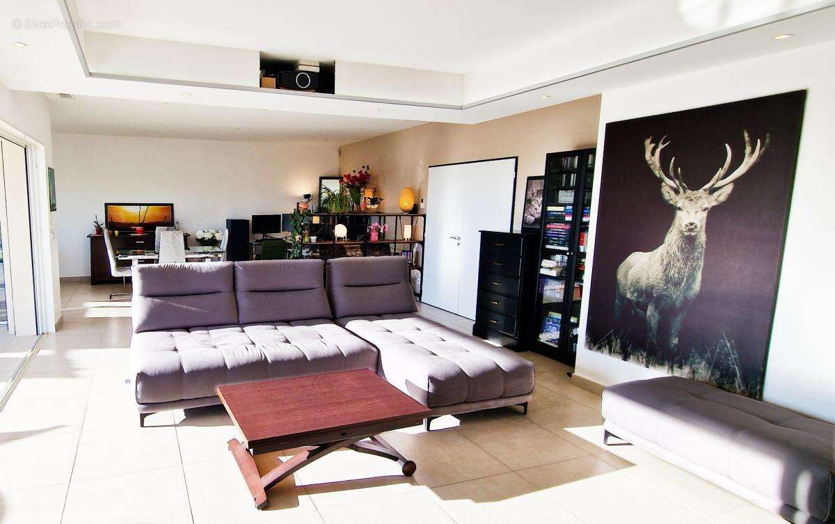 Maison 147 m² à Saint-Loup-Cammas  - photo 8