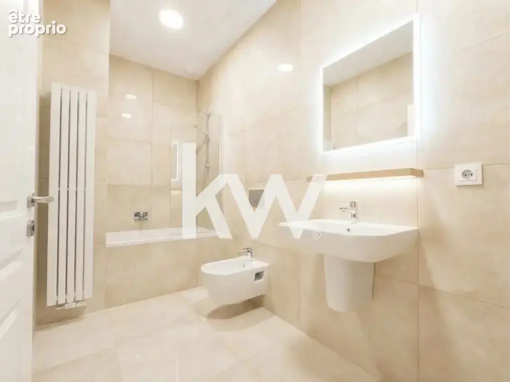 Appartement 5 pièces 117 m² à vendre à Saint-Etienne (42000) - photo 3
