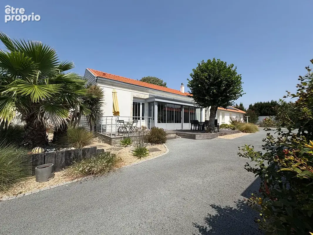 Maison à SURGERES